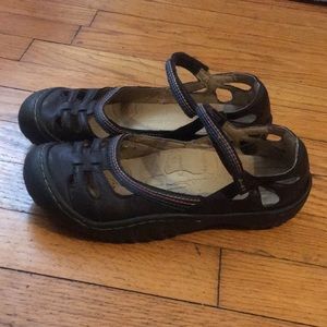 J-41 adventure on shoes